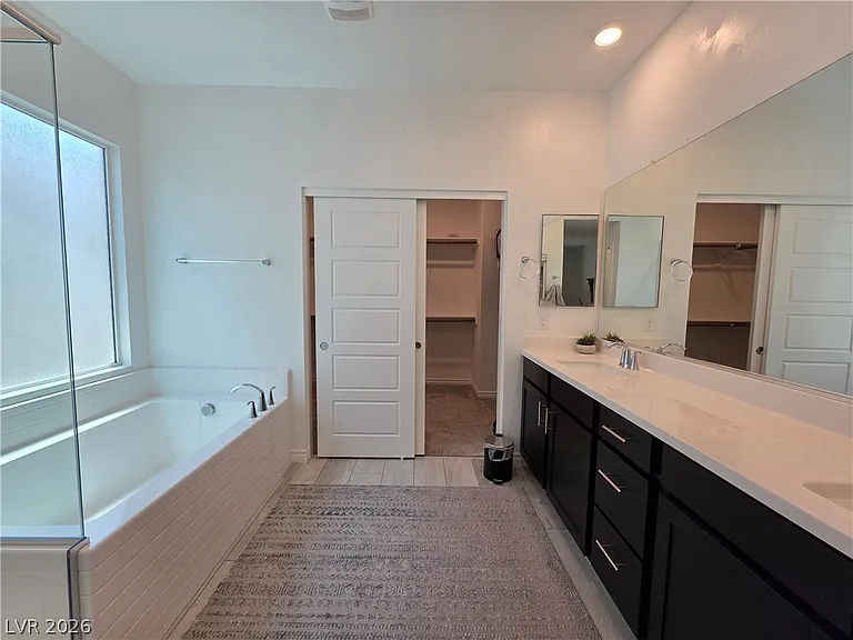 2990 Overlook Brook St — Photo 34