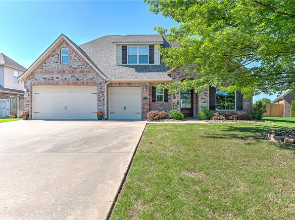 4126 Willowbend Dr, Rogers, AR 72758