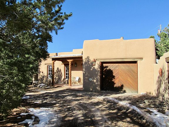 Front of house/Garage