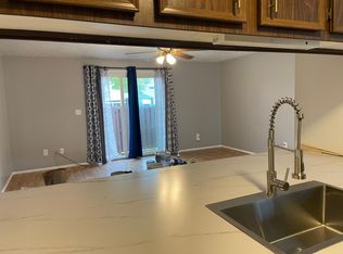 4825 Grafton Rd, Brunswick, OH 44212