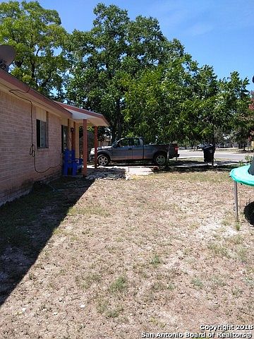 2nd image of 107 Live Oak