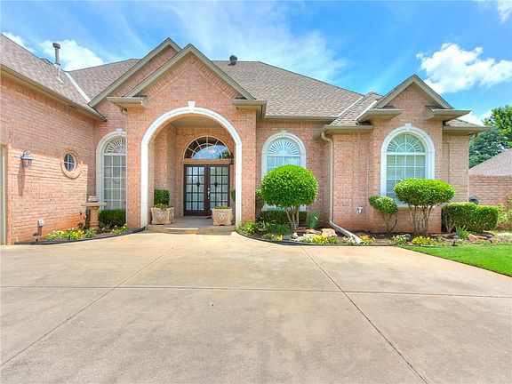 2nd image of 10804 Waterside Dr