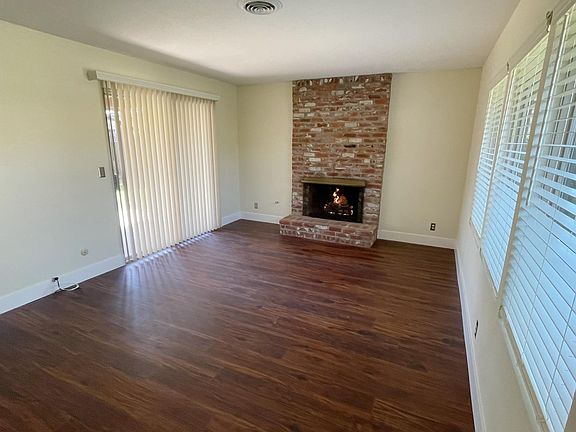 2nd image of 6831 Westmoreland Way