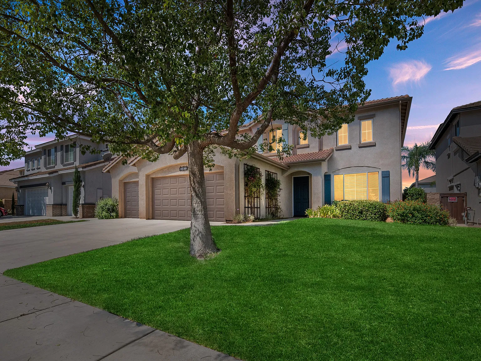 4 bed, 2810 sqft, $3,945 — Photo 2