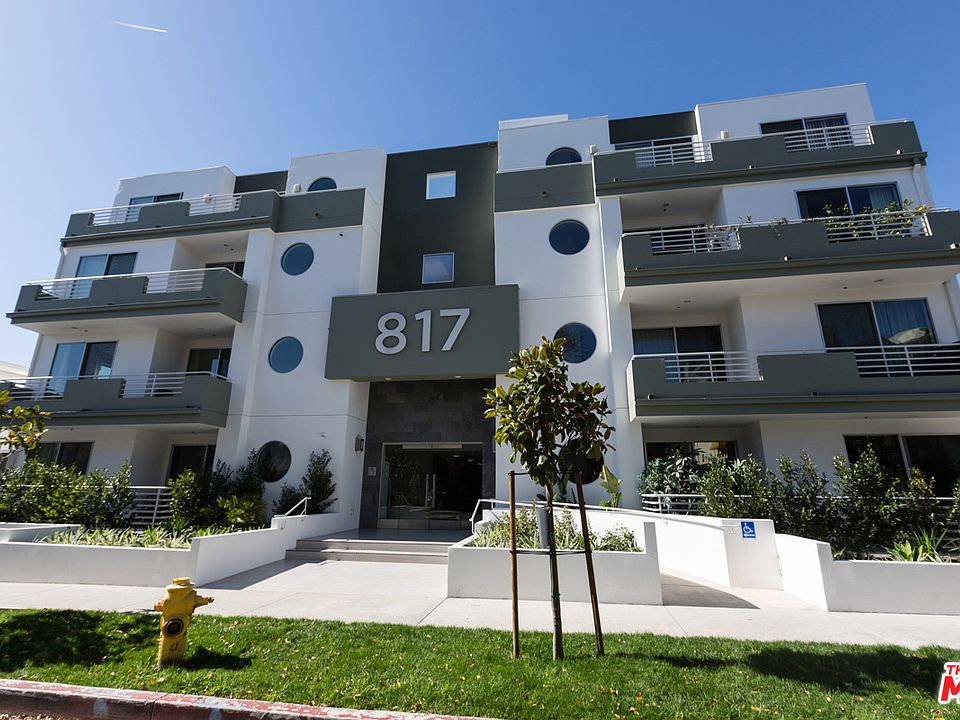 1st image of 817 N Alfred St #204