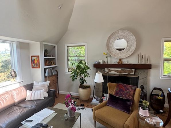122 Terrace Ave