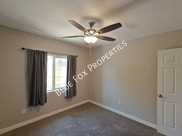 619 S Highland Ave — Photo 21