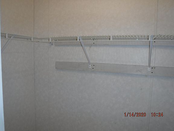 2nd image of 2486 Railroad St