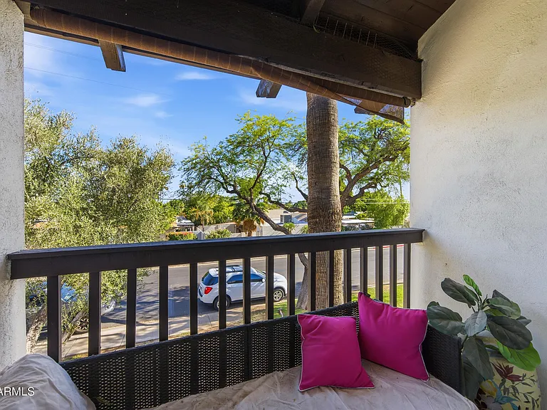 1702 E Ocotillo Rd #1 — Photo 21
