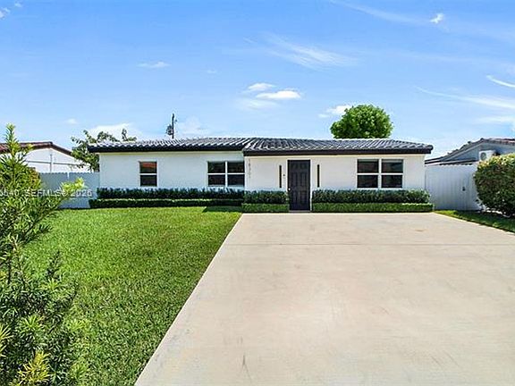 3rd image of 18361 NE 20th Pl #18361