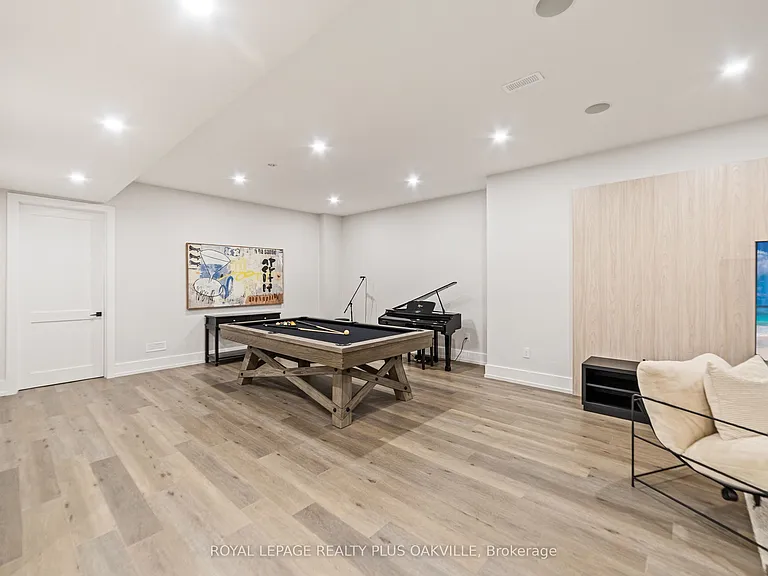 2057 Salvator Blvd — Photo 40