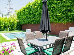 542 N Kilkea Dr, Los Angeles, CA 90048