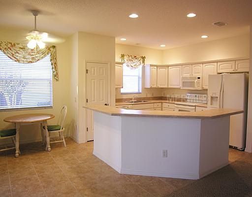 4th image of 715 Haynesville Way
