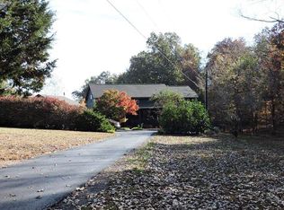 98 Cemetery Hill Ln, Benton, KY 42025
