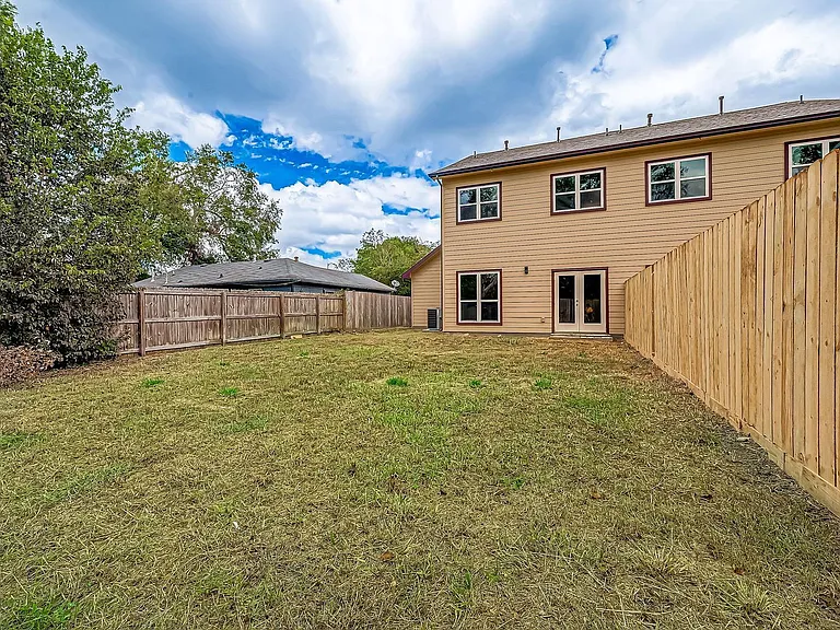 5530 Hirondel St #B — Photo 34