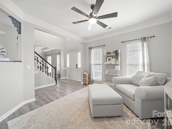 4th image of 4718 Redmond Ct NW