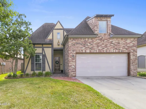 209 Golden Cypress Dr, Youngsville, LA 70592