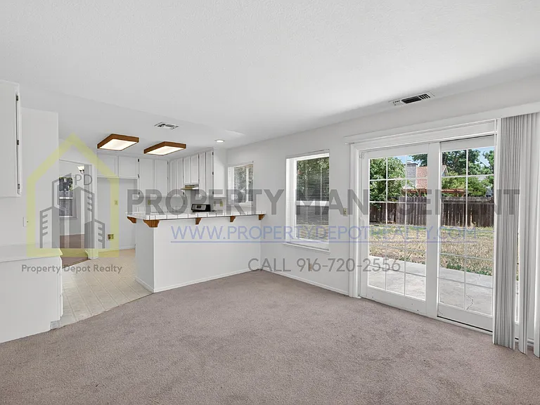 9013 Figtree Ct — Photo 21