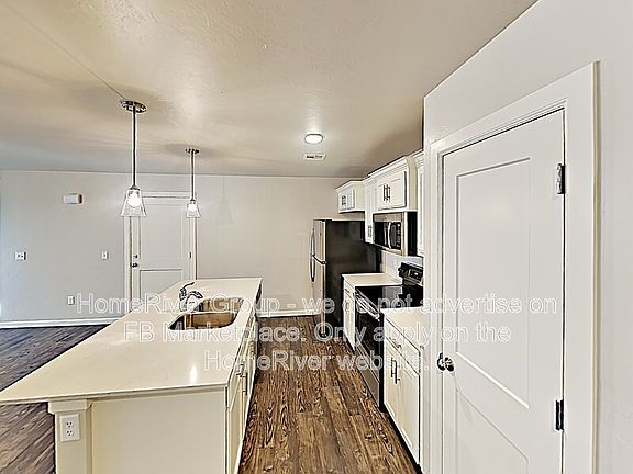 4th image of 5010 Avion Ct