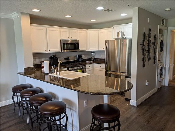 4th image of 7611 Heritage Crossing Way