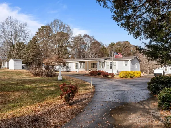 1540 E Ridge Rd, Salisbury, NC 28144