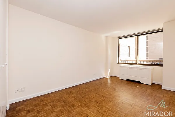 Rented by Mirador Real Estate | media 11