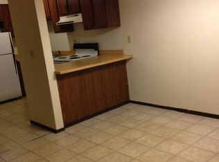 904 E Airport Rd, Menasha, WI 54952