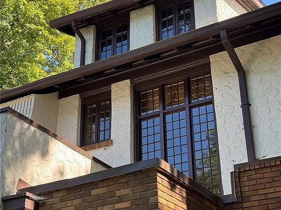 5th image of 785 Clifton Rd