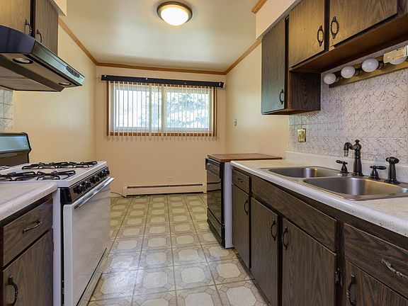 Kitchen / Breakfast Room