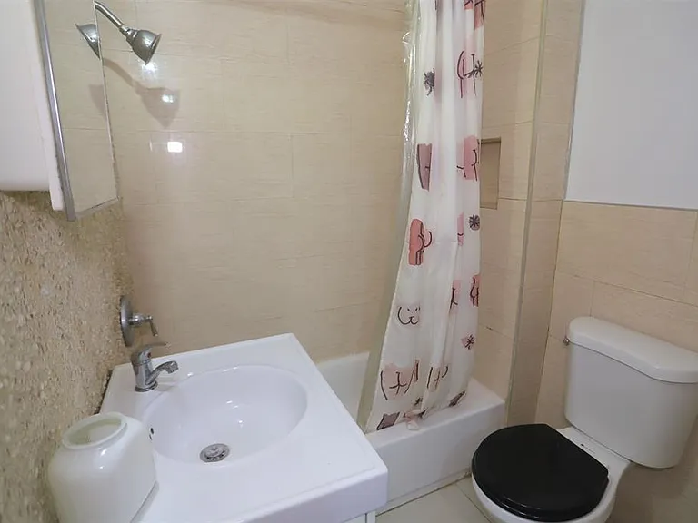 79 Beacon Ave #2 — Photo 10