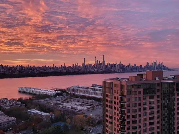 250 Gorge Rd APT 28D, Cliffside Park, NJ 07010