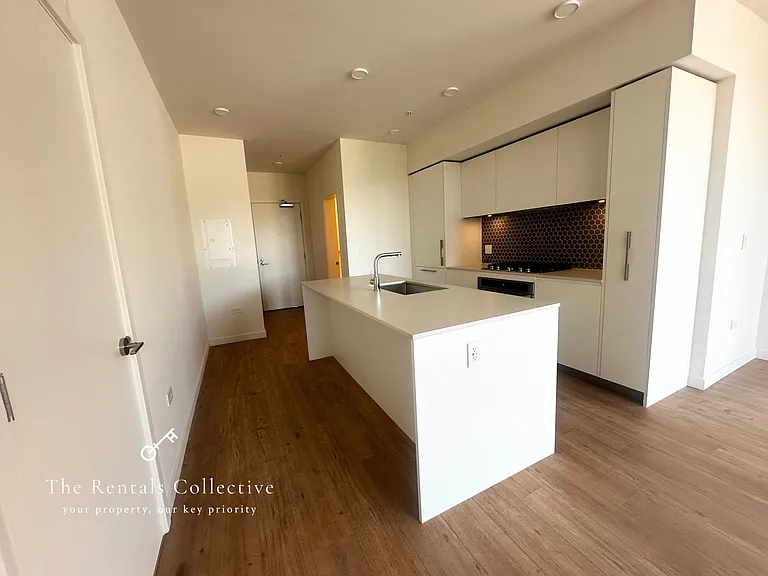 1500 Scott Cres — Photo 4