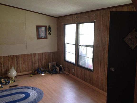 4th image of 1305 Kentucky Ave SE