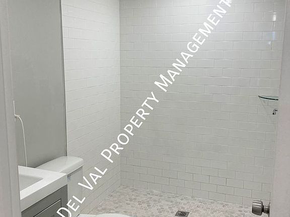 5th image of 6305 Chester Ave Floor 1