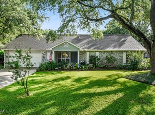 96464 Diamondhead Dr W, Diamondhead, MS 39525