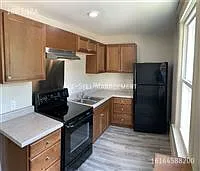 205 Valley Ave NW #4 — Photo 2