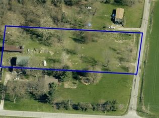 9060 Hubbard Valley Rd, Seville, OH 44273