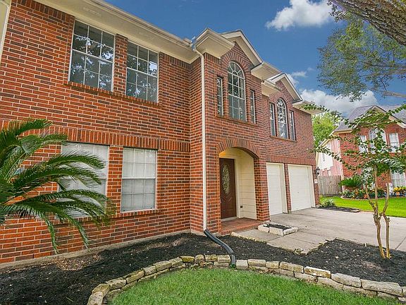 3rd image of 10703 Pawley Dr