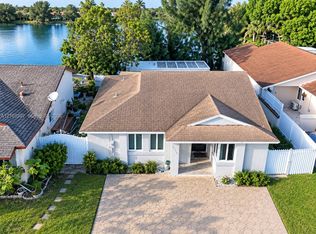South Miami Lakes, Miami, FL 33177