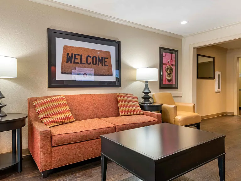 Lobby and Guest Check-in