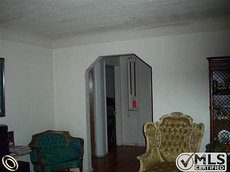 20191 Lesure Living Room.JPG