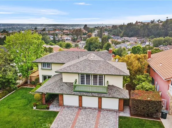 2462 N Shadow Ridge Ln, Orange, CA 92867