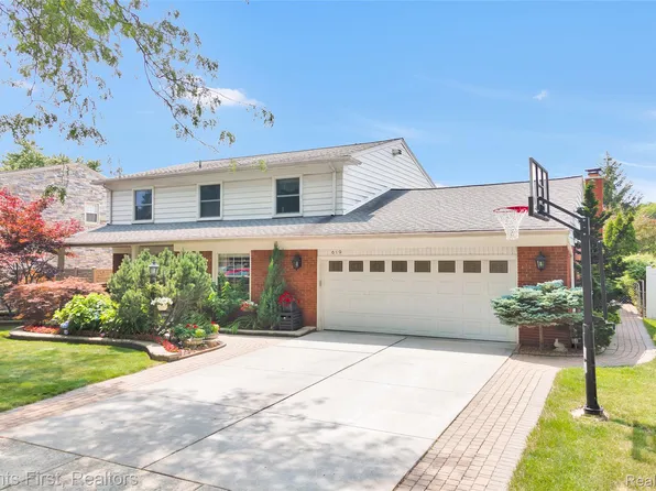 619 Kinloch St, Dearborn Heights, MI 48127
