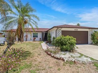 4439 Parrot Ave, Naples, FL 34104