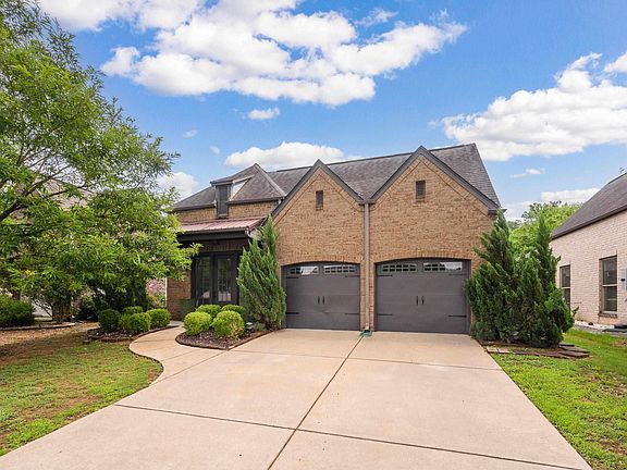 2nd image of 3279 Chase Ct