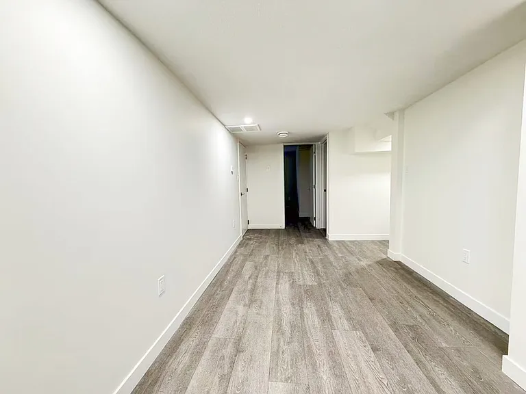 22738 82a Ave NW #BASEMENT — Photo 6