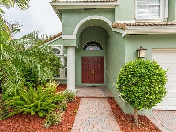 3rd image of 13177 NW 19th St