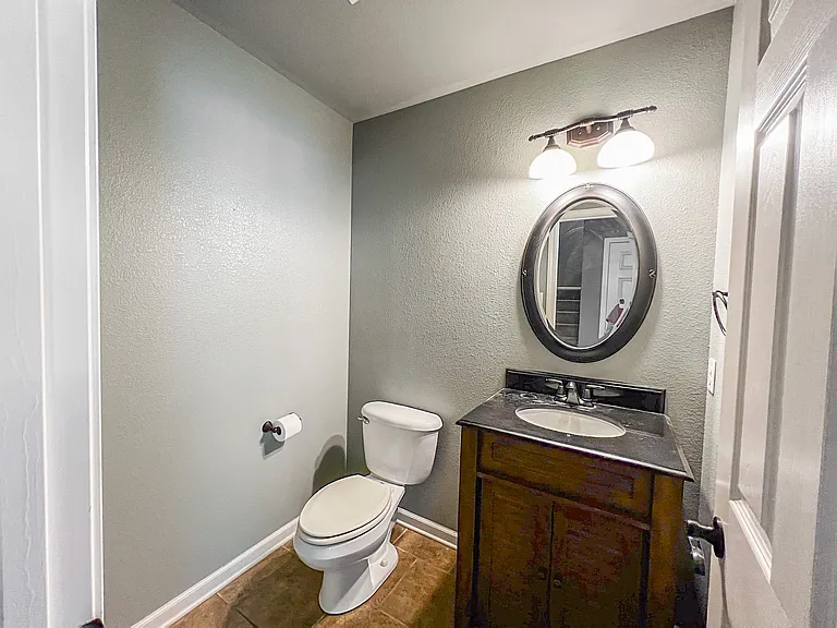 74 Earnhardt Cir — Photo 10
