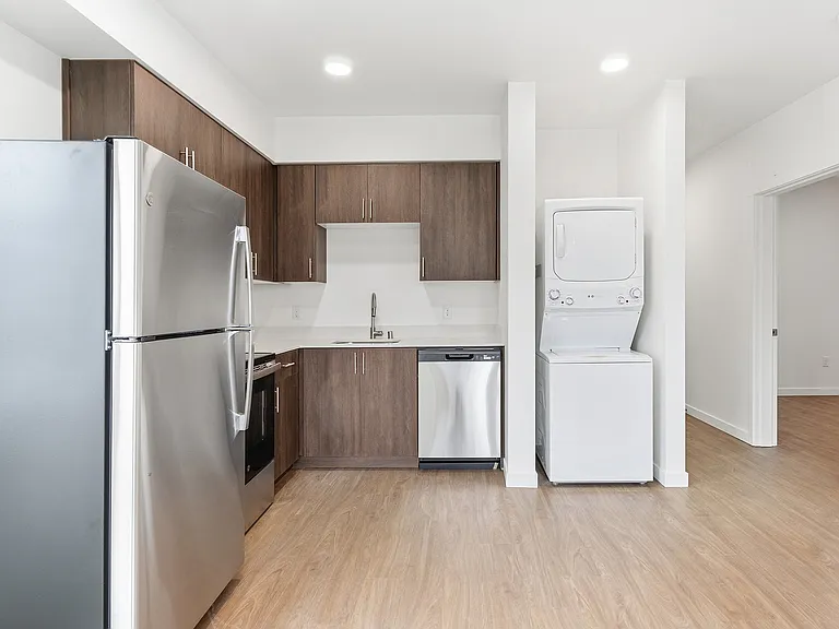 NW 99 Apartments — Photo 26