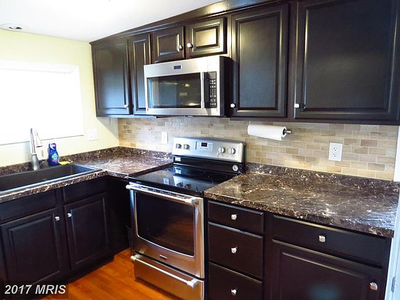 3rd image of 1823 Havre De Grace Dr